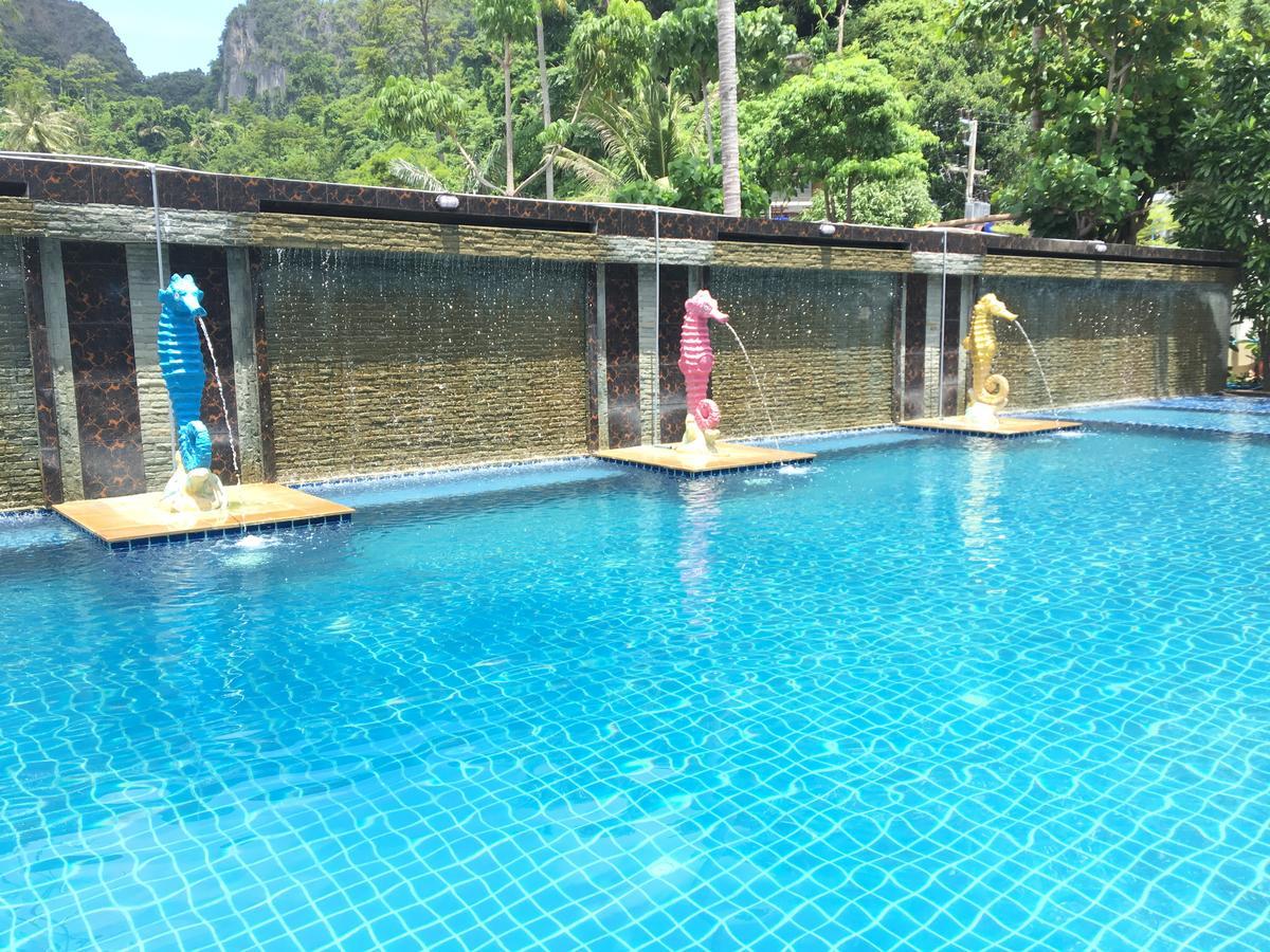 Phi Phi Maiyada Resort Exterior photo